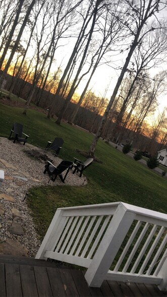 Building Photo - 300 Clancey Ln