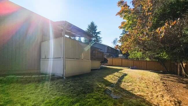 Building Photo - Stylish Fairwood Rambler with Modern Updates & Outdoor Charm