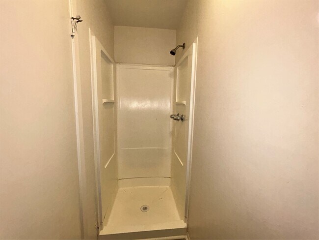 Building Photo - 8038 Sands Point Dr