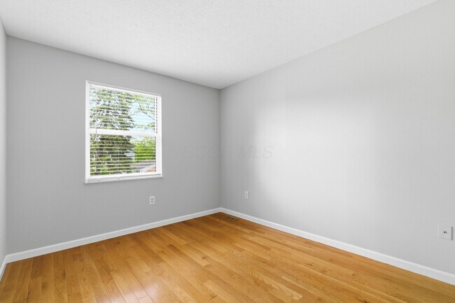 Building Photo - 2688 Bellwood Ave