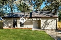 Building Photo - 3 Bedroom Pet-Friendly Home in NEW PORT RICHEY, FL with Main Street Renewal