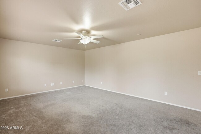 Building Photo - 3032 E Denim Trail