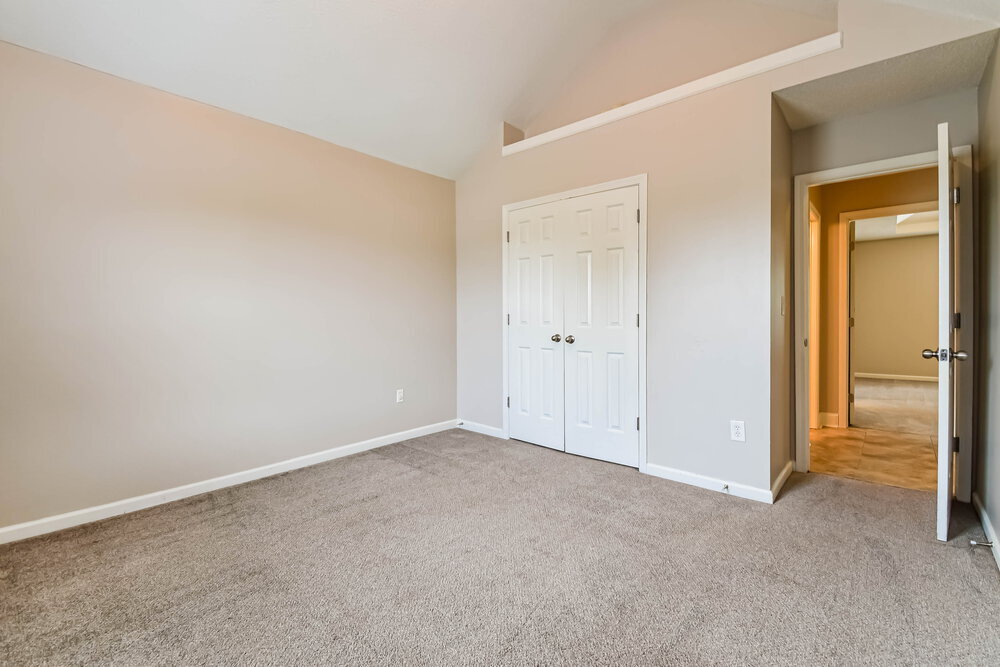 Building Photo - 10635 Misty Meadows Dr