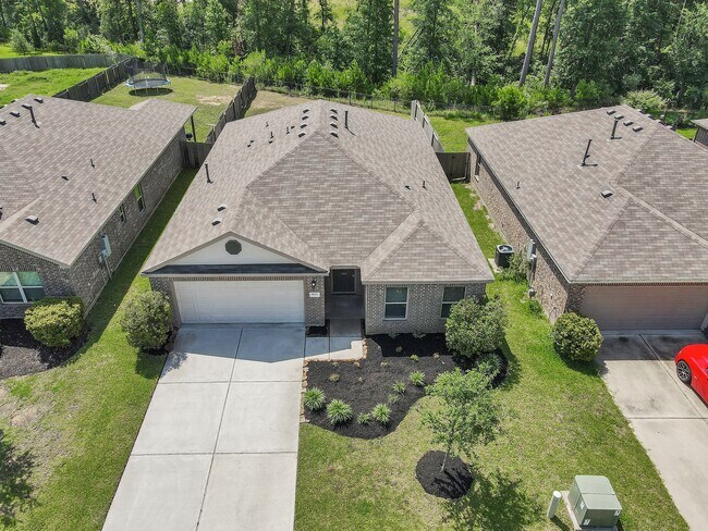 Building Photo - 8011 Dauntless Dr