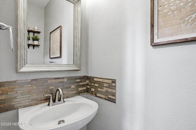 Building Photo - 4332 Song Sparrow Dr