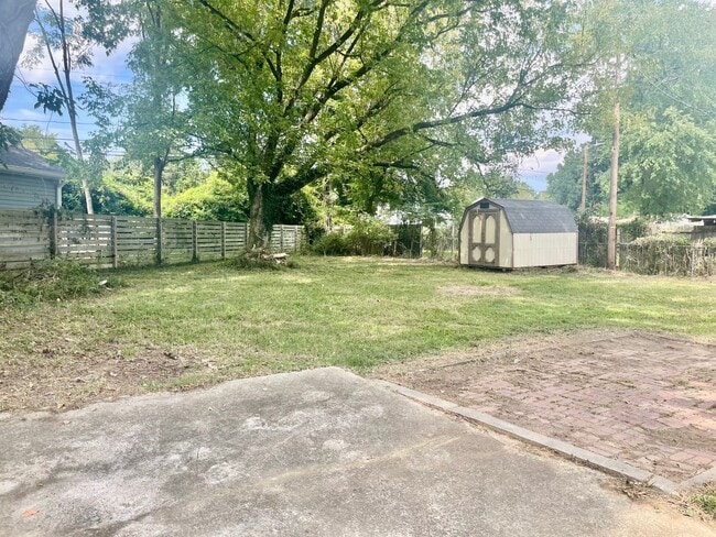 Building Photo - Welcome to CoveCreek6307, a charming 3-bed...