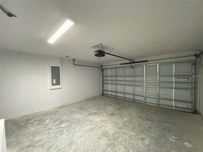 Building Photo - 2458 SW 170th Loop