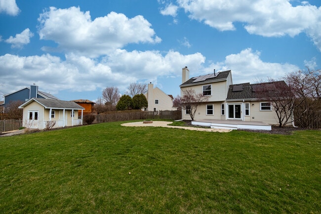 Building Photo - 135 Seton Creek Dr