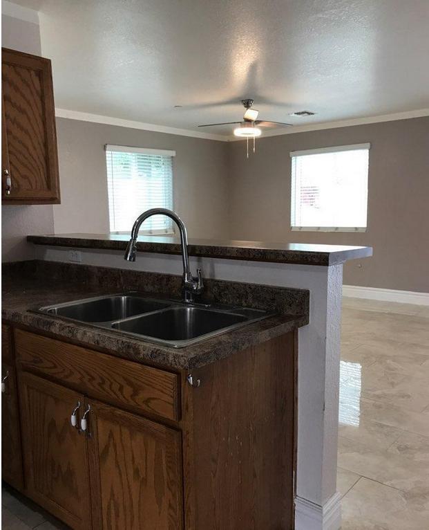 Building Photo - 11855 N 79th Dr