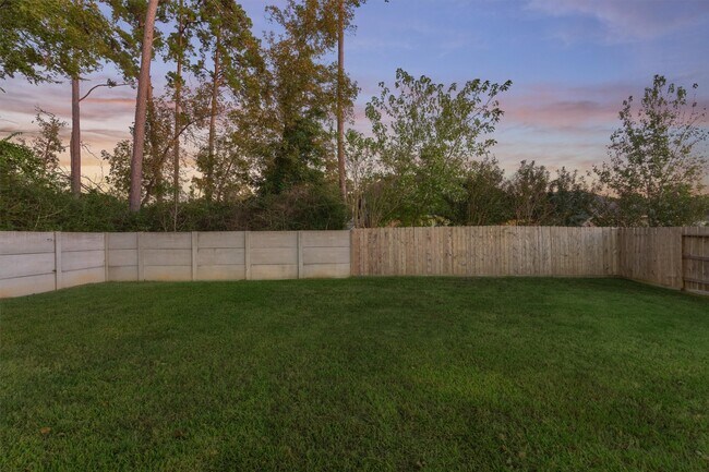 Building Photo - 2437 Branshill Dr