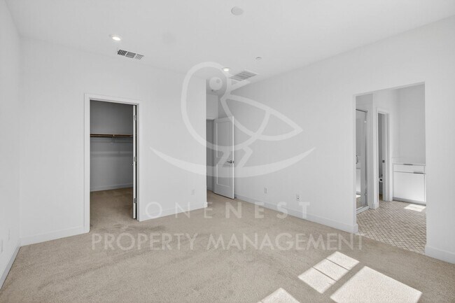 Building Photo - **move in 5/1 $500 off first months rent** Desirable Twelve Bridges Home | 4 bed 3.5 bath