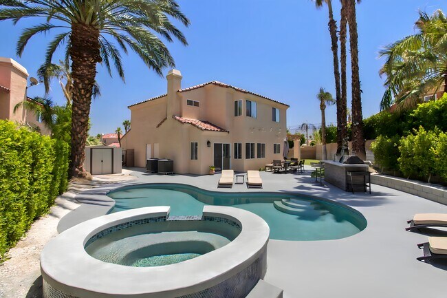 Backyard - 40605 Ventana Ct