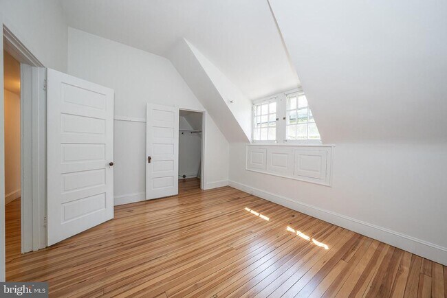 Building Photo - 504 Harriton Rd