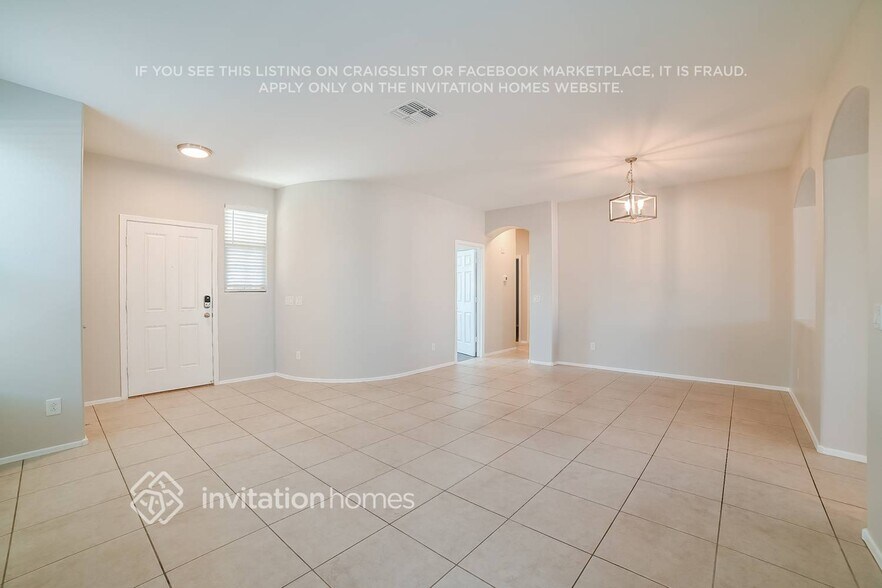 Building Photo - 18178 W Ivy Ln