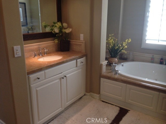 Building Photo - 18 Via Armilla