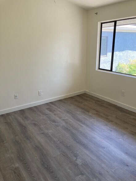 Building Photo - 5320 Hewlett Drive
