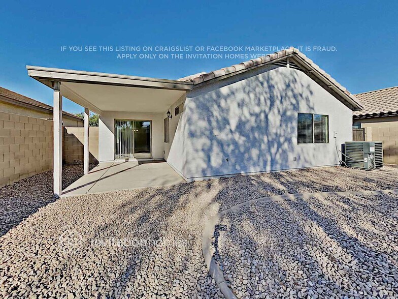 Building Photo - 14632 N 148th Ave