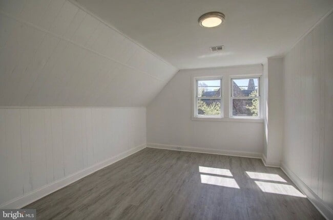 Building Photo - 23 Prospect St