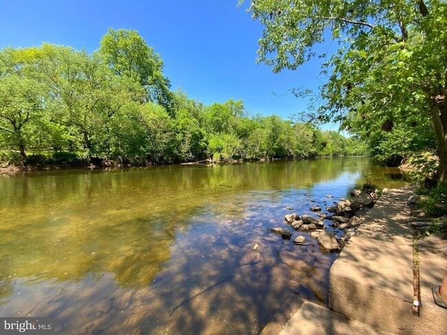 Building Photo - 5763 Hawk Ridge Rd