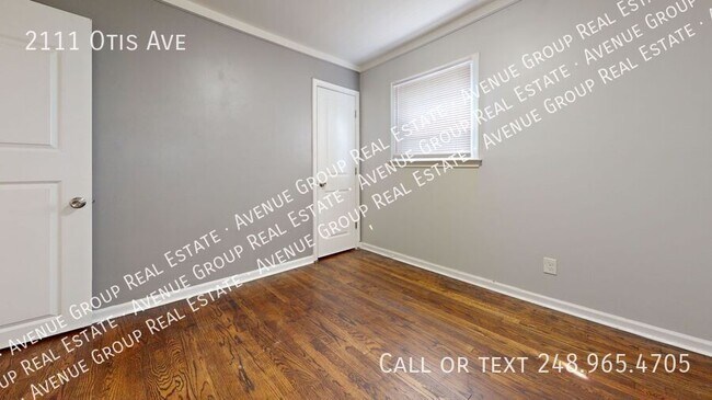 Building Photo - 2111 Otis Ave