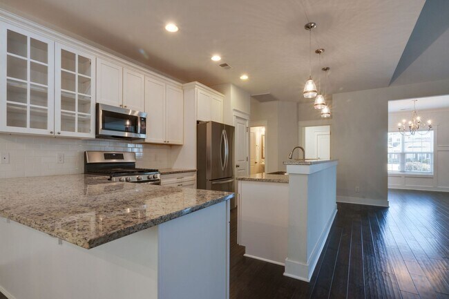 Building Photo - Beautiful Home in Lawton Station!