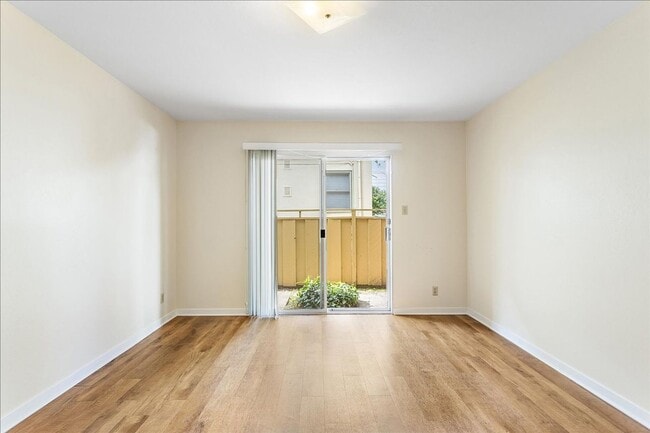 Building Photo - 1501 Verdi St