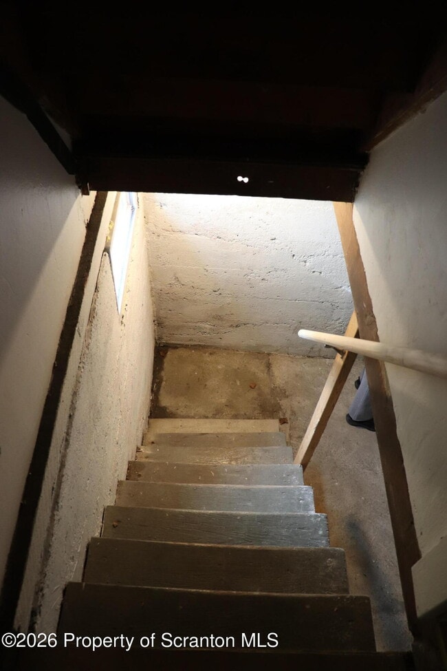 Building Photo - 712 W Lackawanna Ave