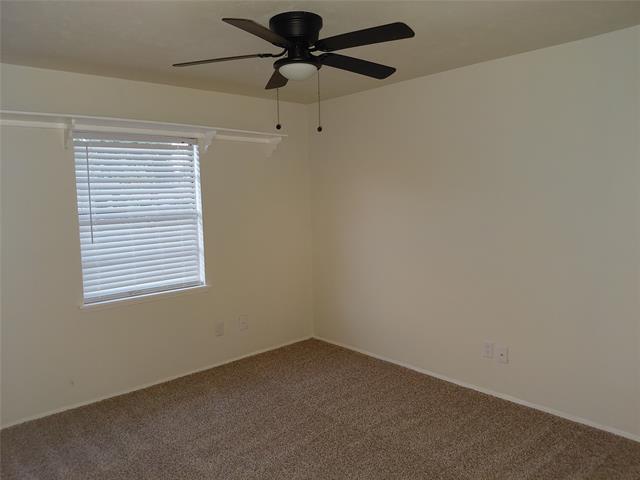 Building Photo - 562 Cumberland Dr