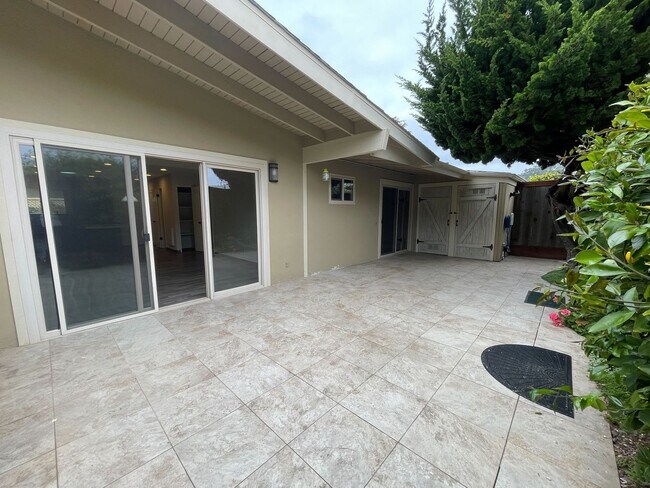 Building Photo - Charming Carmel Retreat in Hacienda Carmel...