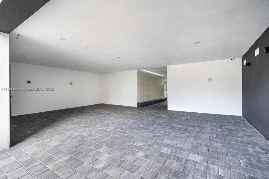 Building Photo - 3571 Fair Isle St