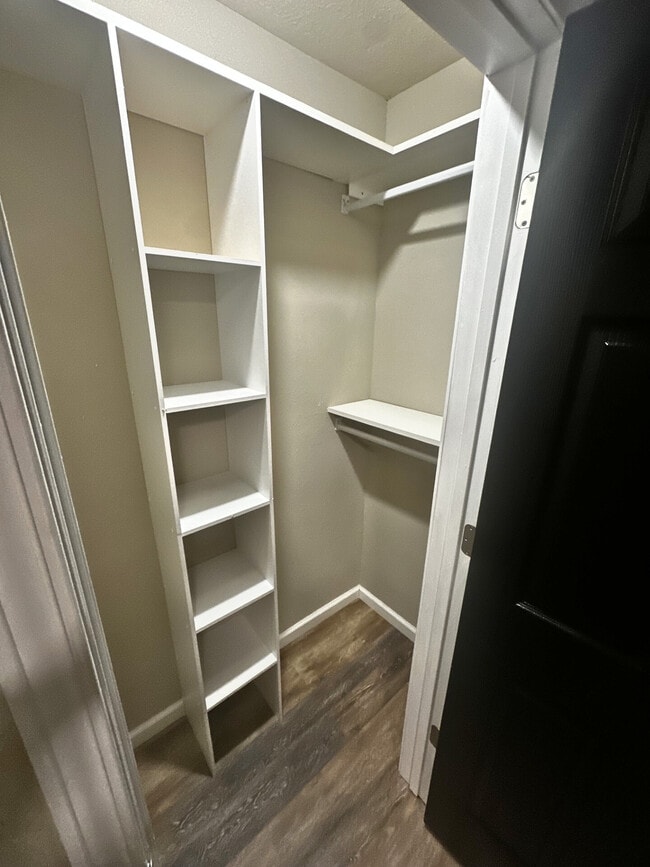 Building Photo - 11161 Soape Rd