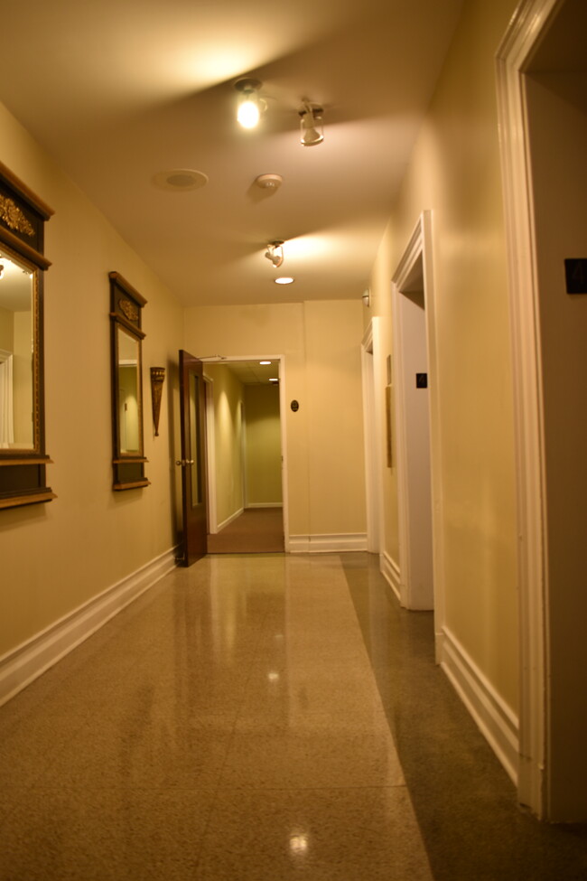 Hallway on the 4th floor - 32 Peachtree St NW