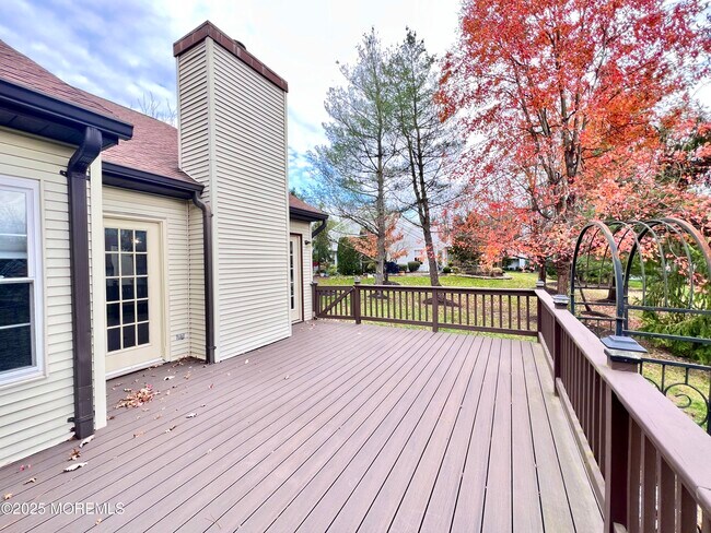 Building Photo - 163 Colony Ln