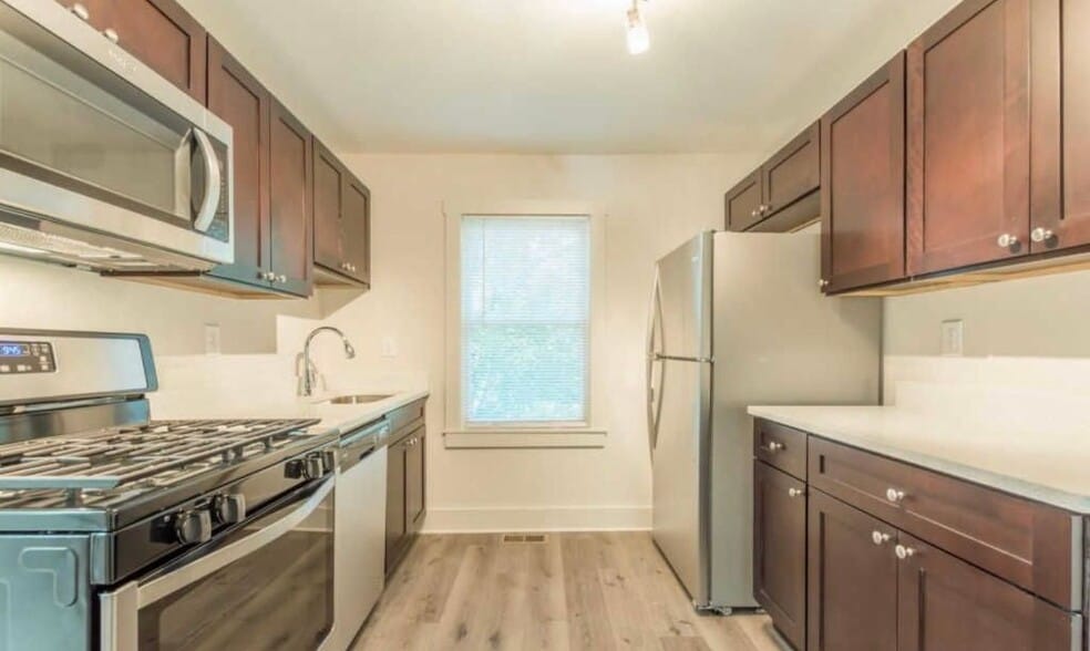Building Photo - 123 Chicamauga Ave SW