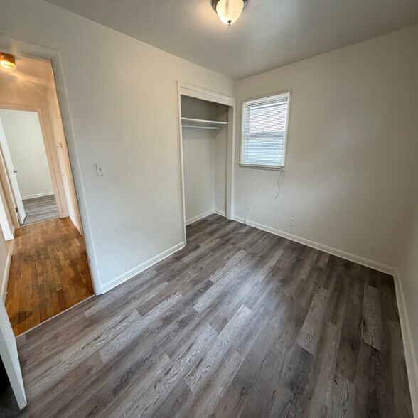 Building Photo - 1525 6th St