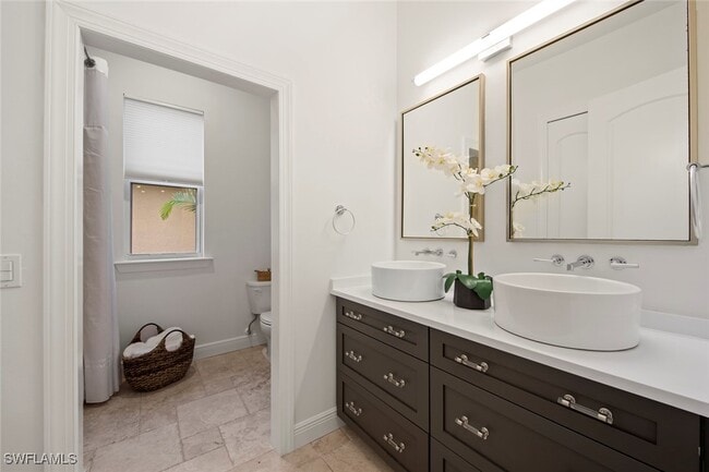 Building Photo - 27153 Barefoot Ln