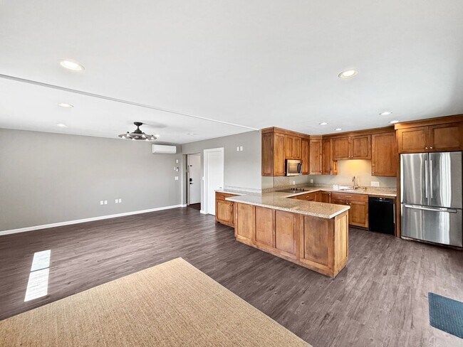 Building Photo - Stunning 1BA Studio in North Park w/ Priva...