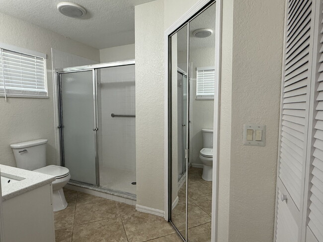 Building Photo - "3-Bedroom North Port Home!"