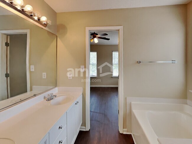 Building Photo - 6333 Goldenblush Cir