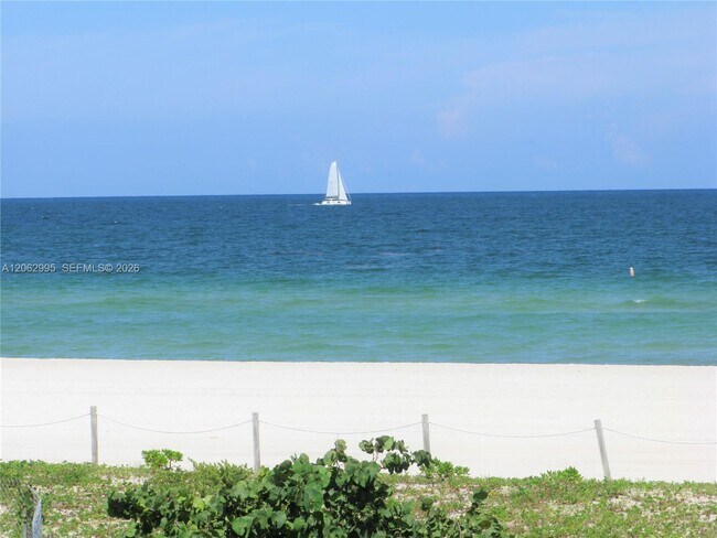 Building Photo - 5701 Collins Ave