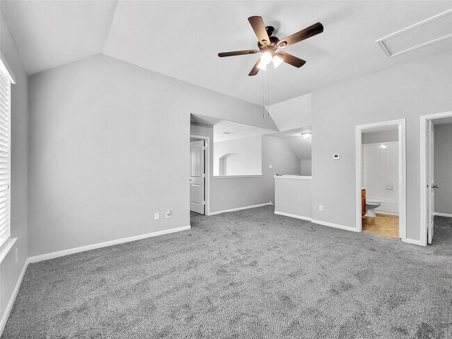 Building Photo - 2022 Midlane Drive