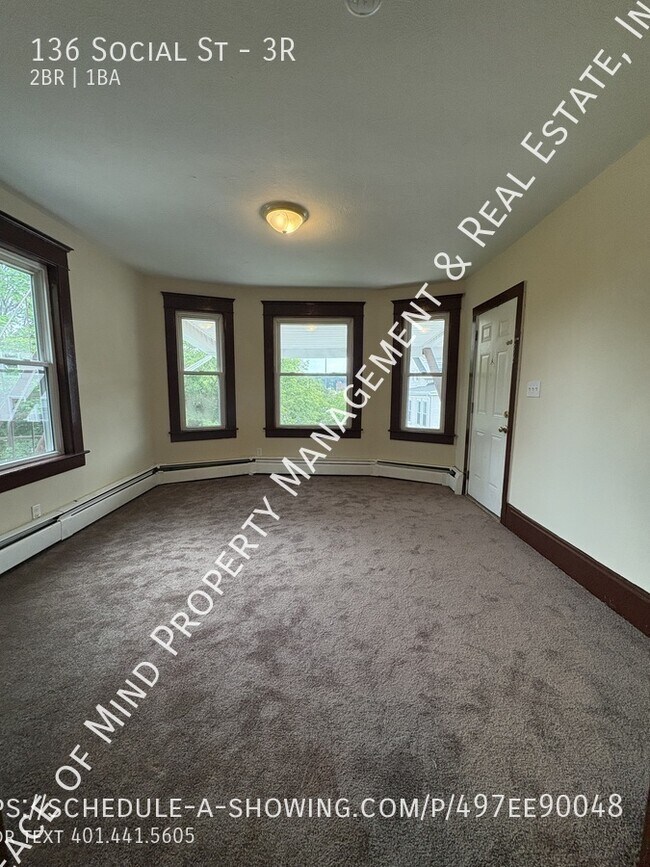 Building Photo - 136 Social St
