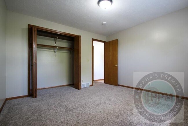 Building Photo - 6323 N 108th Ave Cir