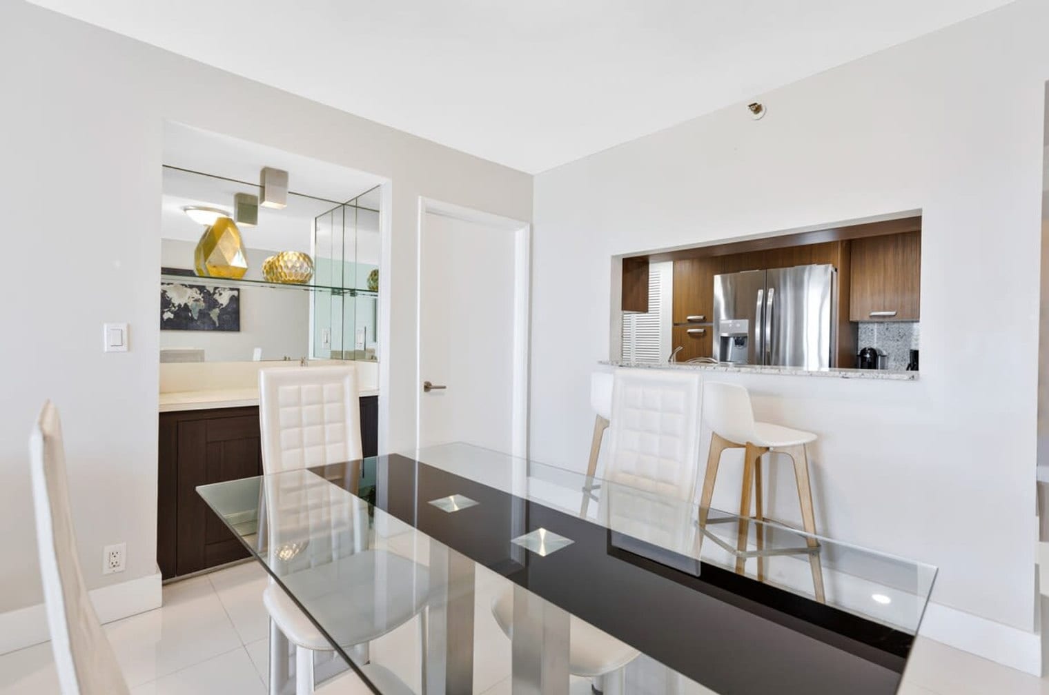 Building Photo - 1717 N Bayshore Dr