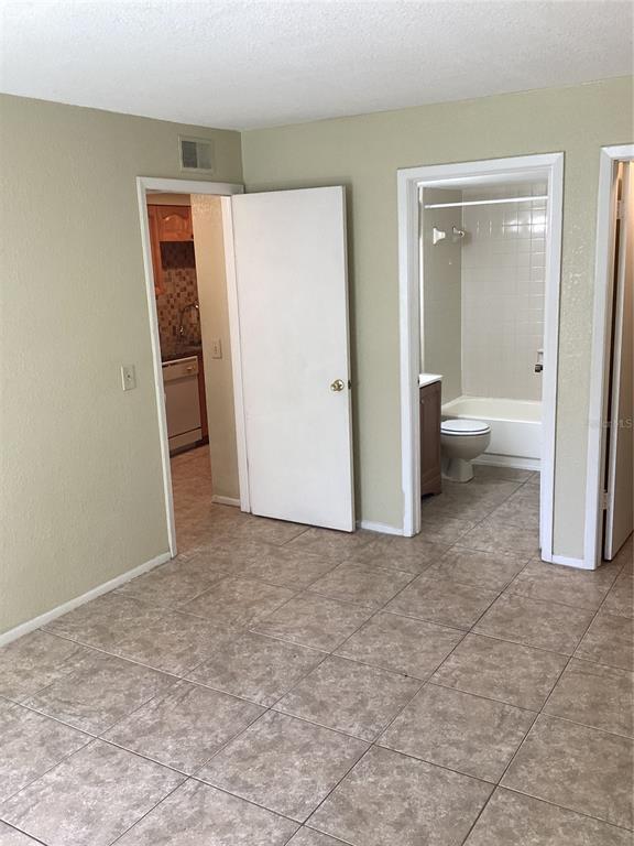 Building Photo - 14321 Hanging Moss Cir