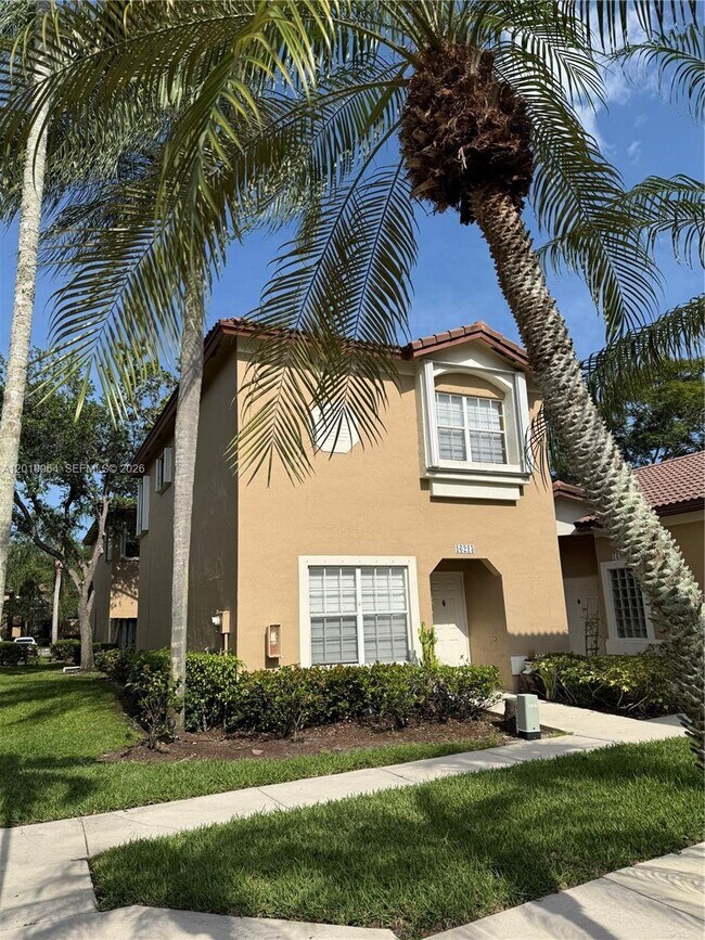 Building Photo - 16213 Emerald Cove Rd