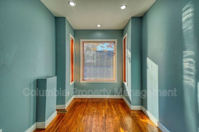 Building Photo - 1553 9th St NW