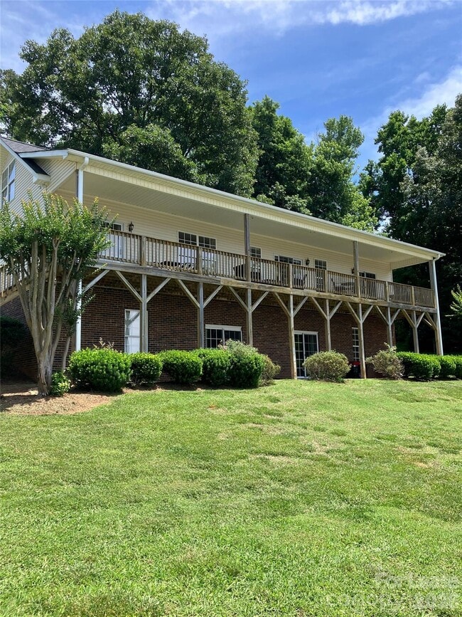 Building Photo - 137 Fern Haven Ln