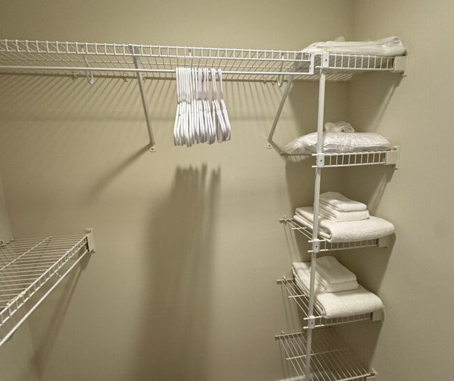 Building Photo - 1500 15th St S