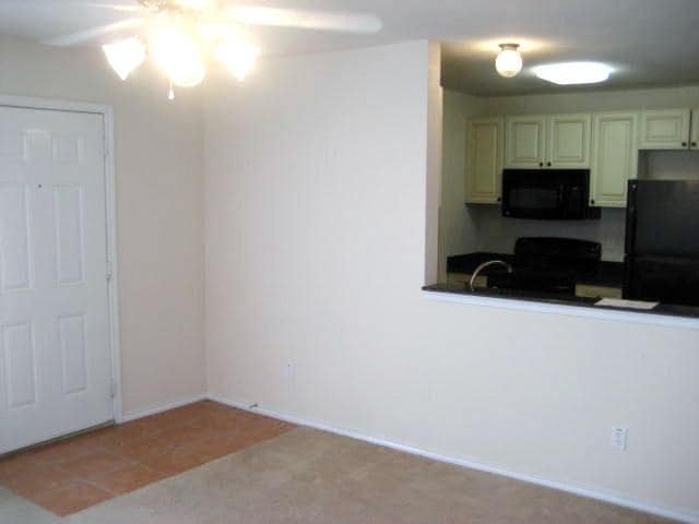 Building Photo - 717 Claremont Pkwy